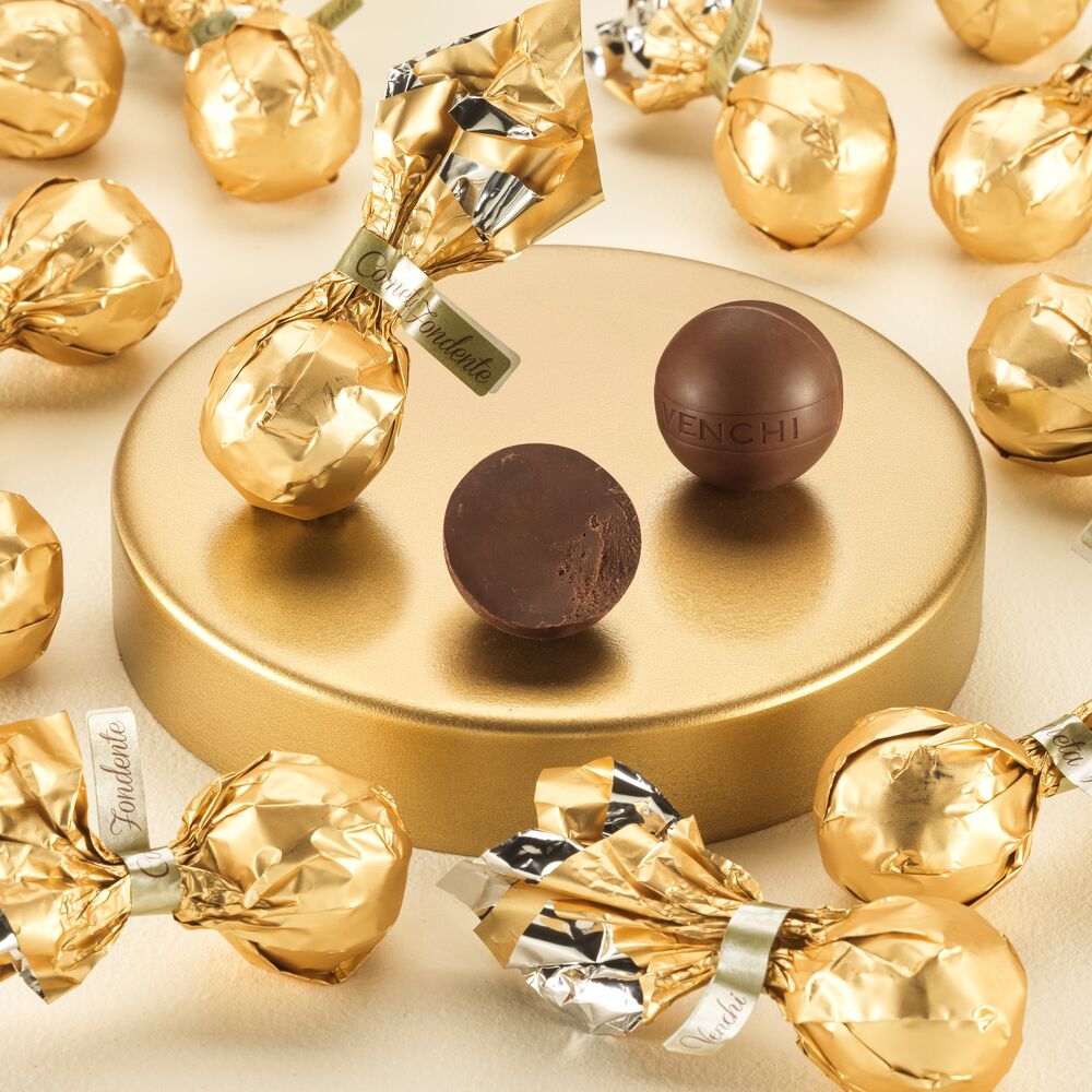 Venchi Christmas 2025 Gold Dark Comets